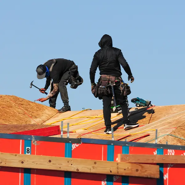 residential roofing Sarasota services - Dedicated Team Members
